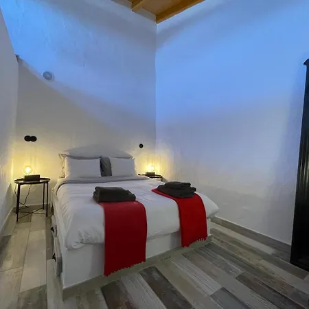 Casa Da - *