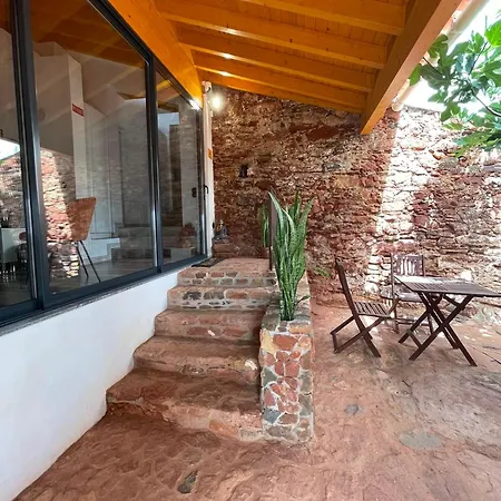 Casa Da - *